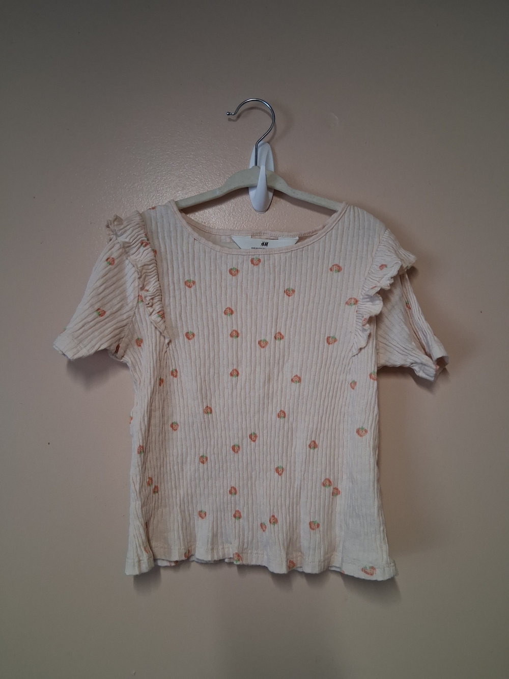 H&M Cream Ribbed Short-Sleeve Top with Peach Print